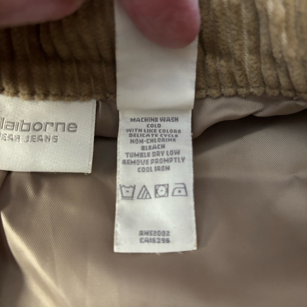 MINIMALIST CORDUROY JACKET by LIZ CLAIBORNE - Picture 7 of 9
